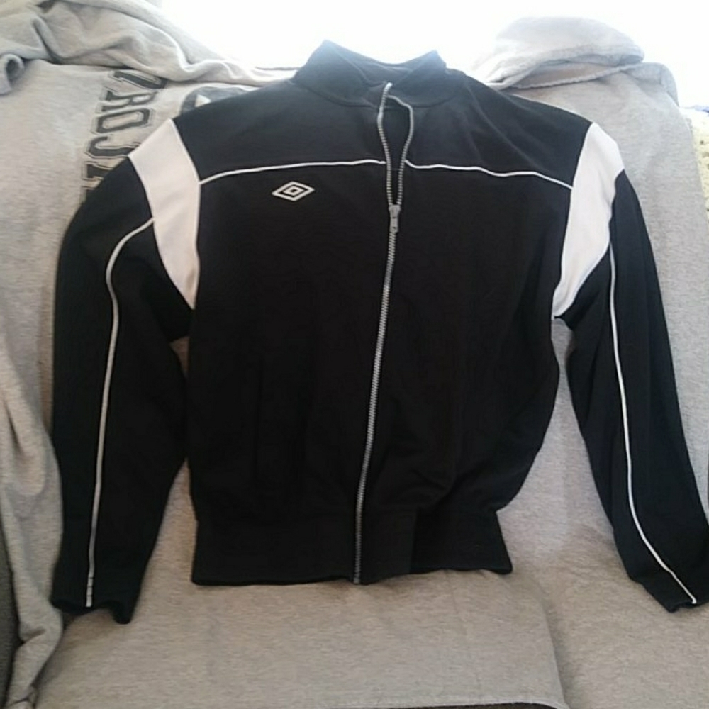 Mens LG umbro black zipper warm-up